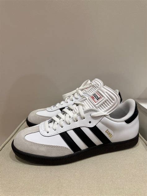 Adidas Samba Classic, Men's Fashion, Footwear, Sneakers on Carousell