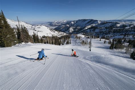 Utah Ski Resorts [23/24 Season Updates] | Visit Utah