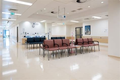 Fakeeh University Hospital, Dubai - Hospital Interior Design on Love ...