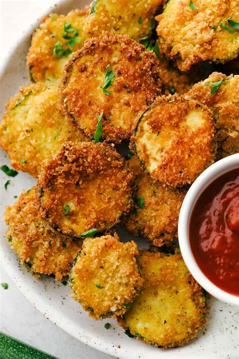 Crispy Parmesan Fried Zucchini - infoodita