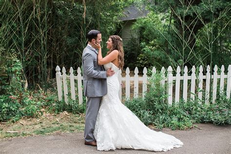 Flower Farm Inn Wedding Photo_0008 - Ryan Greenleaf Photography