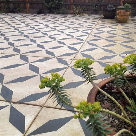 painted pattern. cement slab patio | Painted cement patio, Paint ...