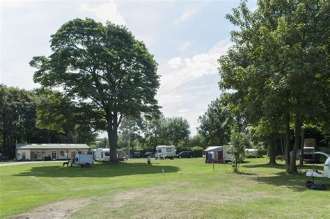 Norwich Campsite - Camping and Caravanning Club Site