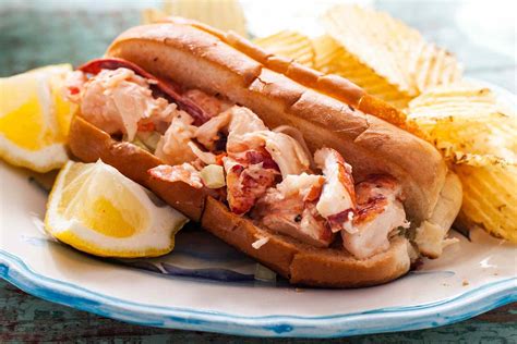 Is a Lobster Roll a Sandwich? Unpacking this Crustacean Conundrum