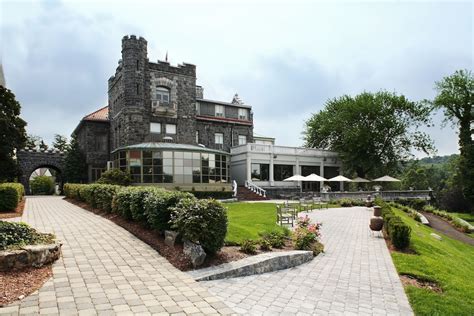 Book Tarrytown House Estate on the Hudson, Tarrytown, New York - Hotels.com