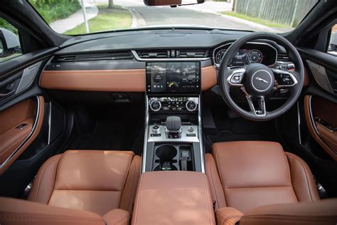 Jaguar 2022 Interior