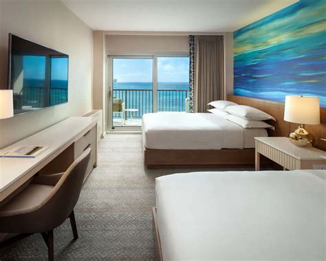 Sheraton Waikiki Resort | Aloha Hawaiian Vacations