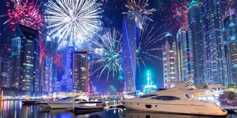 Spectacular New Year's Eve Fireworks Around the World