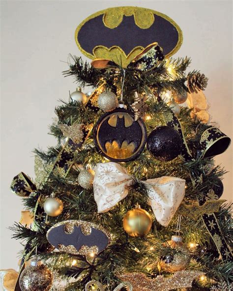 Batman Christmas tree | Batman christmas tree, Batman christmas ...