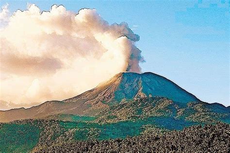 Bulusan Volcano showing signs of unrest anew | Philstar.com