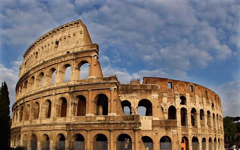 Rome Considering New Laws After Tourists Try to Break Into Colosseum ...