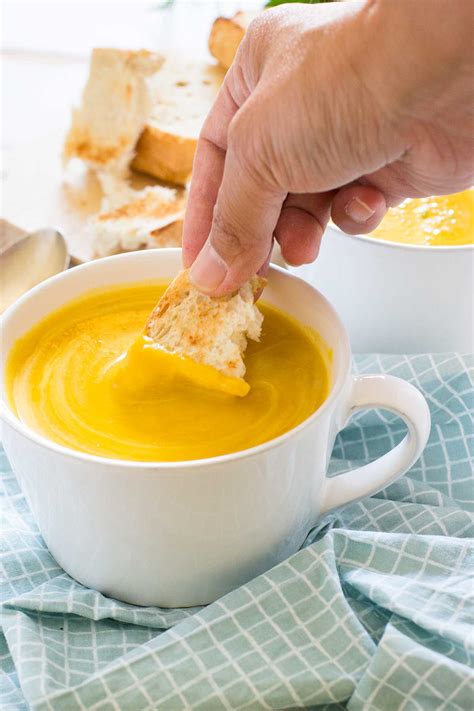 Japanese Kabocha Pumpkin Soup かぼちゃスープ | Chopstick Chronicles