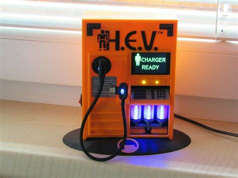 STL file BlackMesa HEV QC3 Charger 🚁・3D printing idea to download・Cults