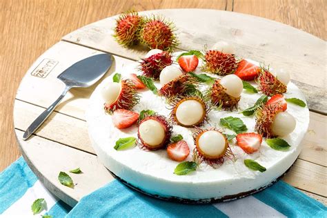 Rambutan yoghurt tart - EAT ME