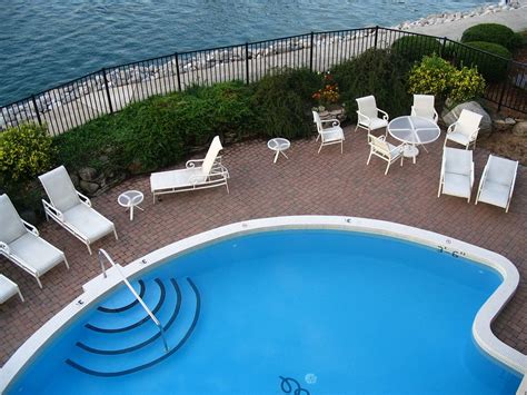 THE EDGEWATER INN - Updated 2021 Hotel Reviews (Charlevoix, MI ...