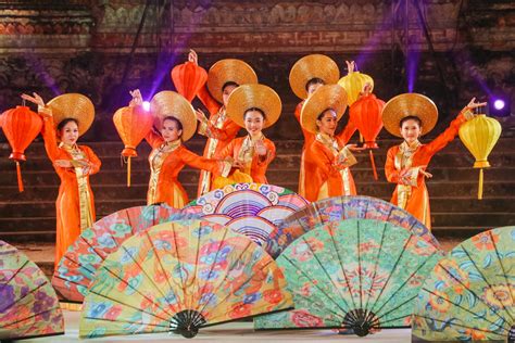 Top 10 Things To Do at Hue Festival, Vietnam