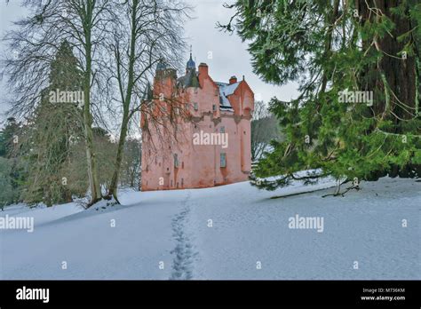 CRAIGIEVAR CASTLE ABERDEENSHIRE SCOTLAND A PATHWAY THROUGH THE DEEP ...