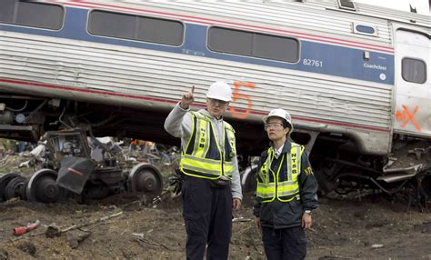 Philadelphia Amtrak Crash: Key Questions Still Unanswered - NBC News