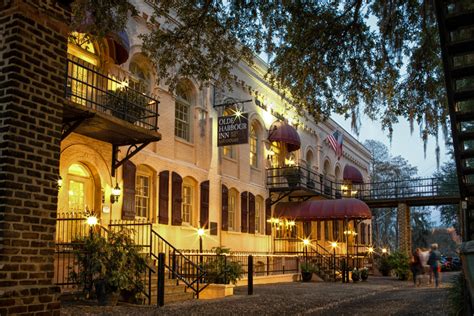 Olde Harbour Inn | Boutique Riverfront Hotel in Savannah GA | Voted ...