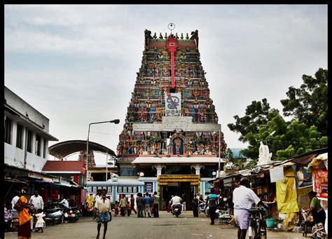 Vadapalani Murugan Temple - History, Timings, Accommodations, Puja