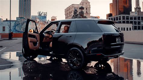 Why the New Range Rover is the ultimate luxury SUV? | Blog