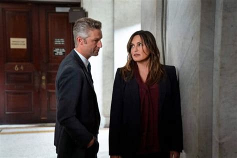 LAW AND ORDER SVU Season 23 Episode 1 Photos And The Empire Strikes ...