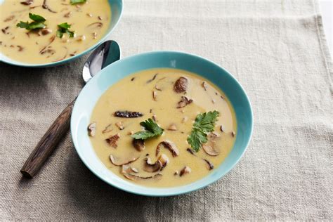 easy oyster mushroom soup recipe