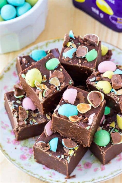 Easter Chocolate Fudge - Just so Tasty