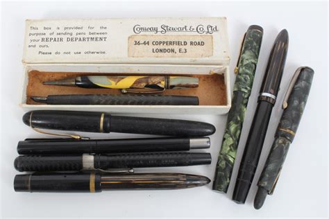 Lot 763 - Collection of vintage fountain pens (9)