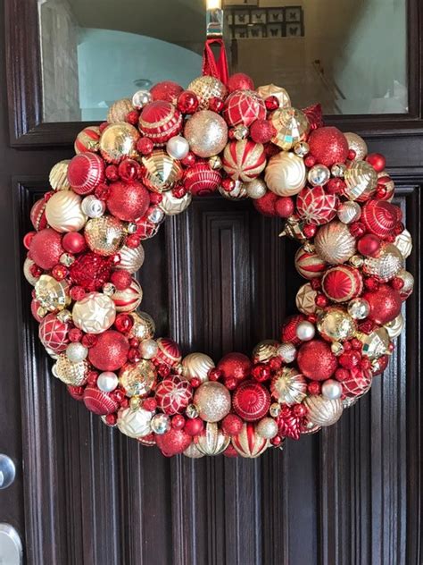 Gorgeous Red and Gold Ornament Christmas Wreath Bauble | Etsy