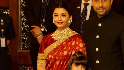 Saree Aishwarya Rai Hd - Kenjutaku