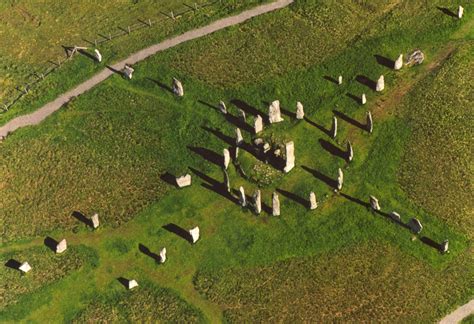 An aerial view of the Callanish site. Description from www2.stetson.edu ...