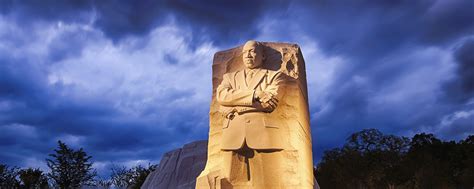 Visiting the Martin Luther King, Jr. Memorial in DC | Washington DC