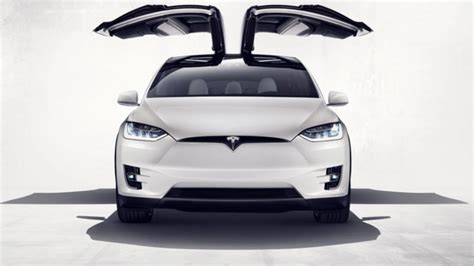 Falcon wing doors on some Tesla Model X cars won't open or close | Mashable