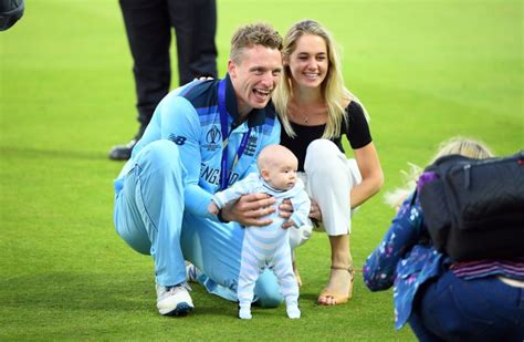 Ben Stokes kisses wife Clare as England cricket WAGS celebrate win ...