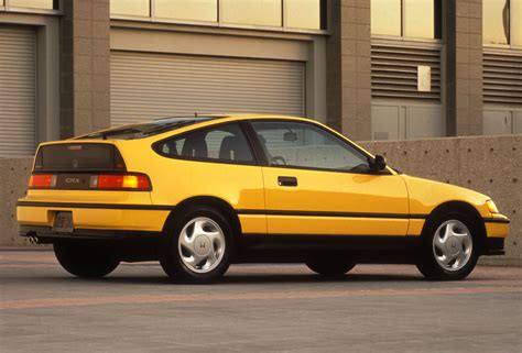 Finding a clean, low-mile Honda CRX Si costs more than you think ...