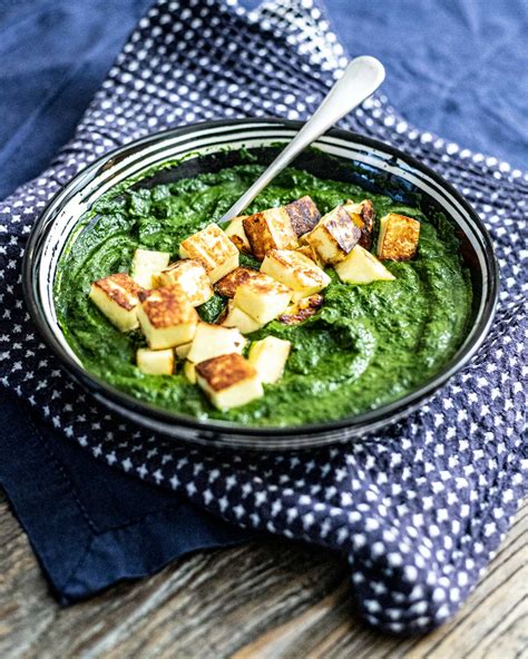 Spinach and paneer curry (palak paneer) - A Kitchen Cat