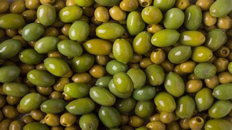 Is an Olive a Fruit? 9 Best Benefits of Olive