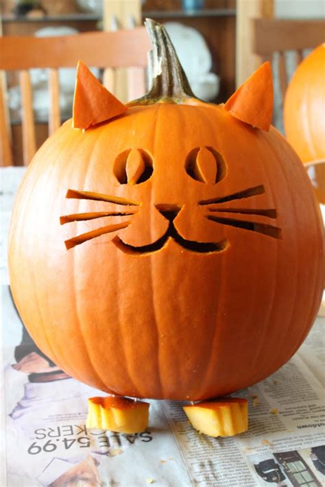 25 Creative Pumpkin Carving DIYs for Halloween 2020 - Wonder Forest