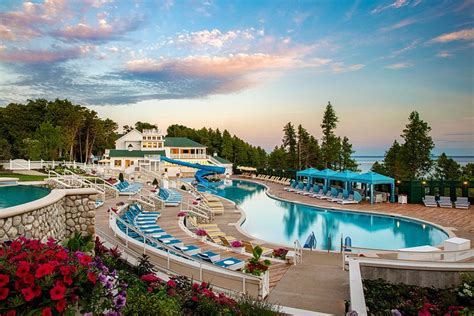 Grand Hotel Pool: Pictures & Reviews - Tripadvisor