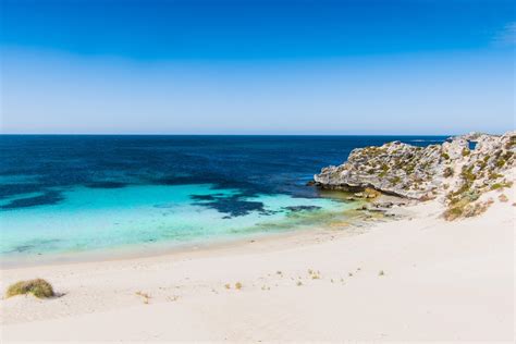 Overlooking Parakeet Bay on Rottnest Island Western Australia 5872x3915 ...