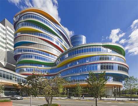 Buerger Center for Advanced Pediatric Care / Pelli Clarke Pelli ...