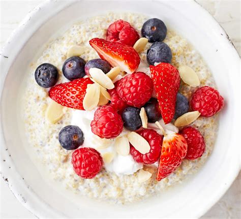 Coconut quinoa & chia porridge recipe | LEBANESE RECIPES