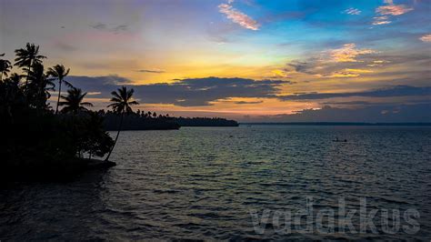 The Ashtamudi Lake at Dusk Appears as God’s Canvas – Fottams!