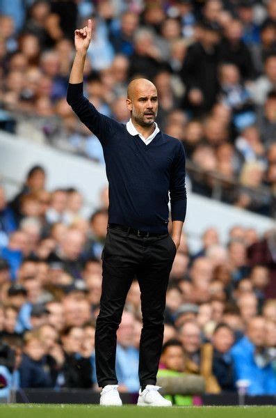 Pin by Tahri on Mode sport | Bald men style, Pep guardiola style ...