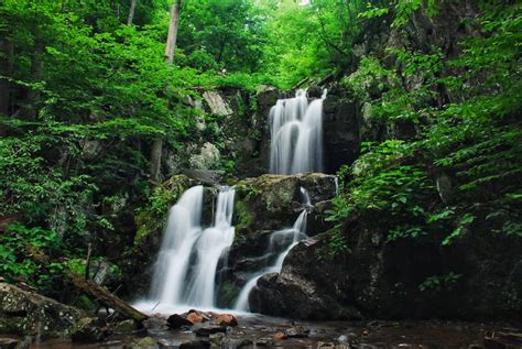 9 Jaw-Dropping Waterfalls in Shenandoah National Park