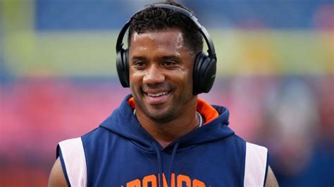 Report: Broncos previously threatened Russell Wilson with benching over ...