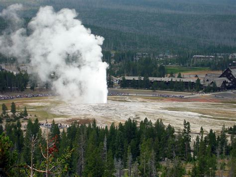 Newfound chamber below Old Faithful may drive eruptions - GeoSpace ...