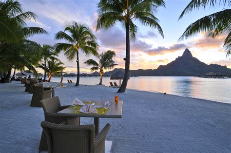 Dinner Bed & Breakfast - InterContinental Bora Bora Resort & Thalasso Spa