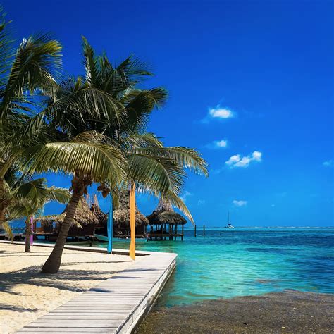 How to get from Chetumal, Mexico to San Pedro and Caye Caulker, Belize ...